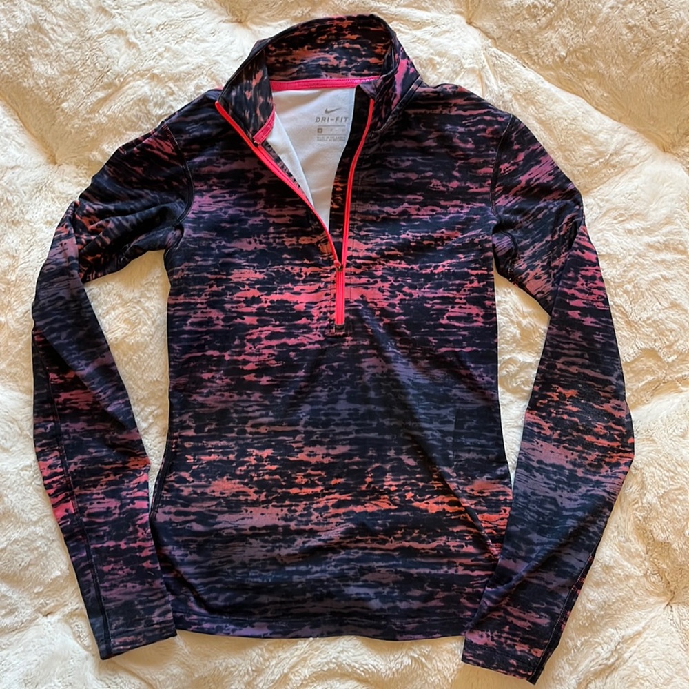 WOMENS NIKE DRI FIT LONGSLEEVE